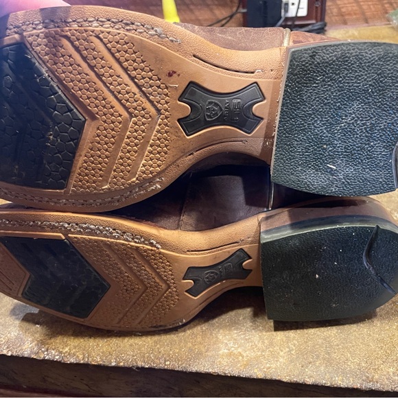 Airat women’s boots. Size 8b. Worn 4-5 times. - Picture 8 of 8